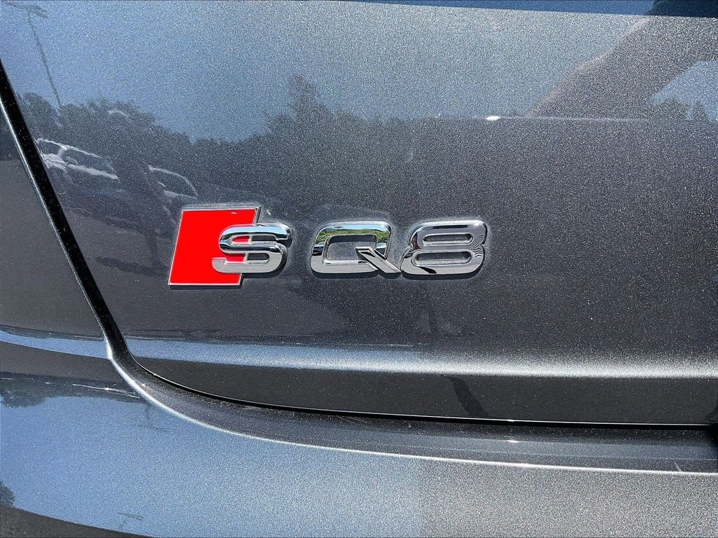 Used 2022 Gray Audi 4.0T Prestige image 29