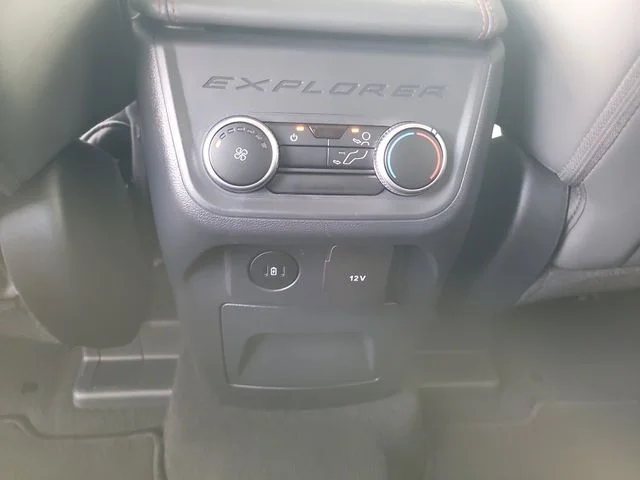 Used 2025 Blue Ford Active image 17