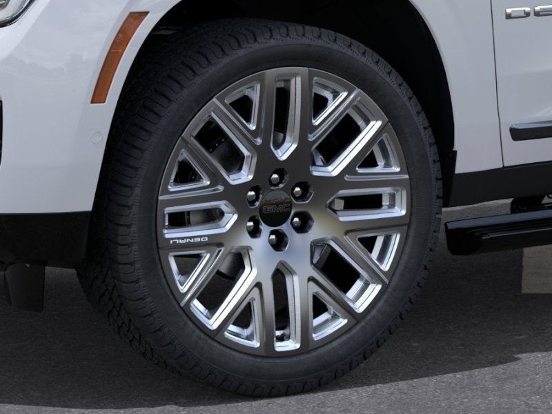 2026 GMC Yukon XL Denali Ultimate - Photo 9