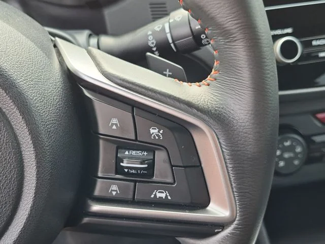 Used 2018 Silver Subaru 2.0i Premium image 17