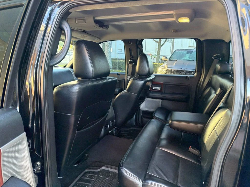 Used 2005 Black Ford XLT image 16