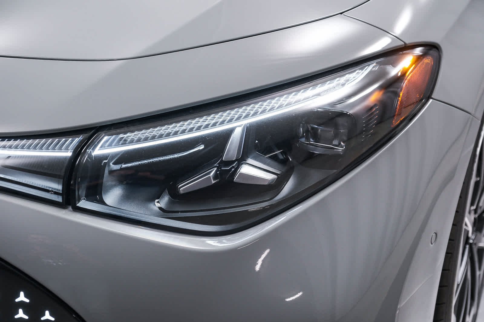 New 2027 MANUFAKTUR Alpine Grey Mercedes-Benz CLA 350 image 7