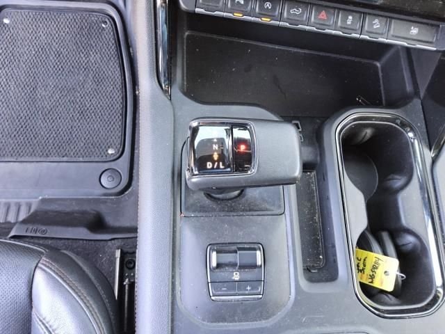 Used 2022 Black GMC AT4 image 11