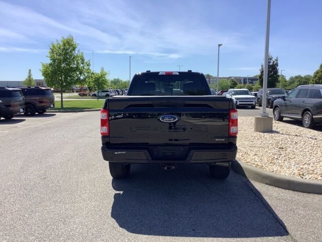 Used 2022 Black Metallic Ford XL image 4