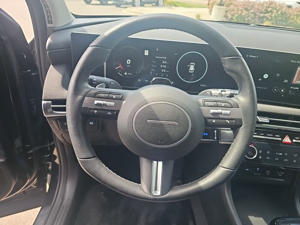 2025 Hyundai Tucson Limited - Photo 17