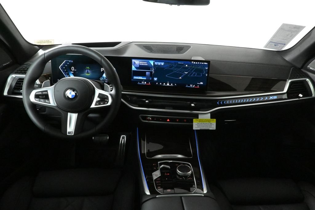 Used 2026 Black BMW xDrive40i image 17