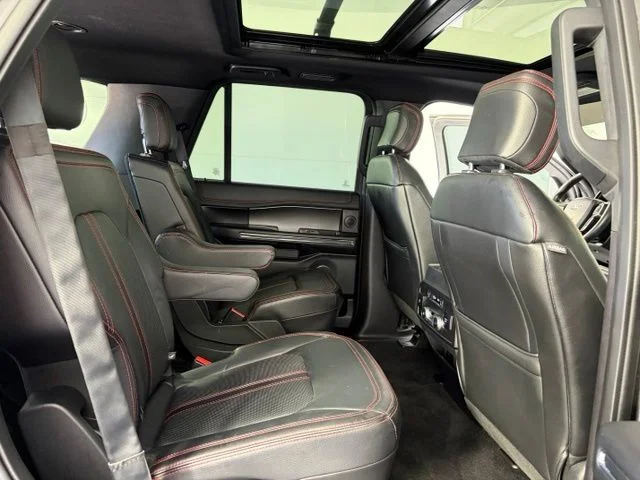 Used 2019 Gray Ford Limited image 40