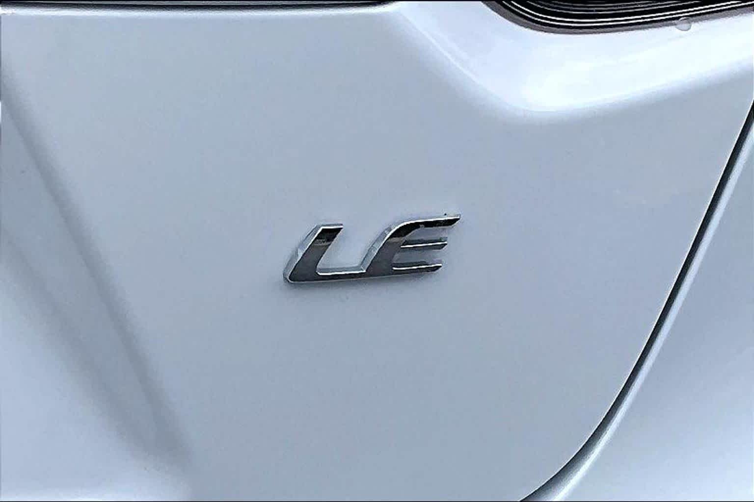 Used 2026 Ice Cap Toyota LE image 10