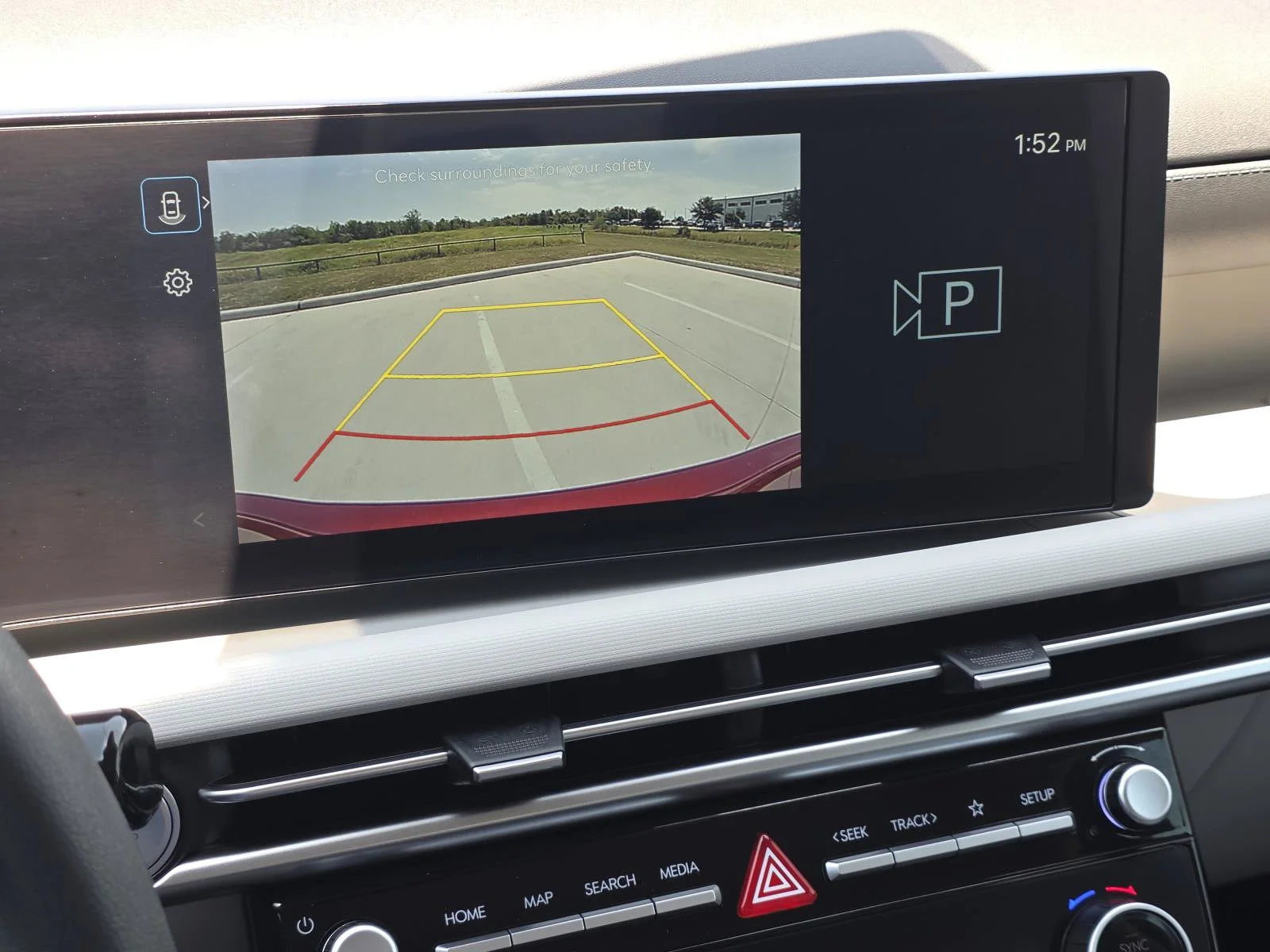 Used 2025 Ultimate Red Hyundai SEL image 24