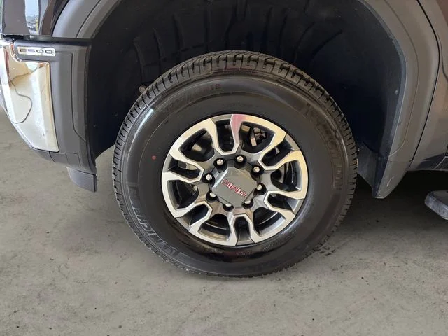 Used 2026 Gray GMC SLE image 15