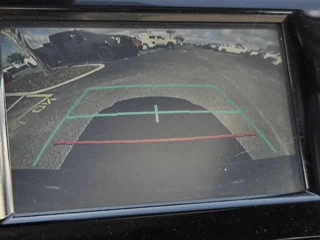 Used 2018 Blue Toyota SE image 17