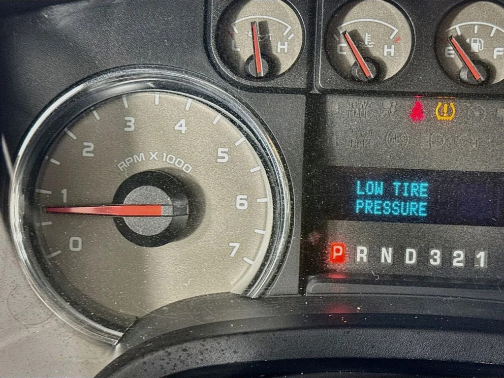Used 2010 Gray Ford  image 13
