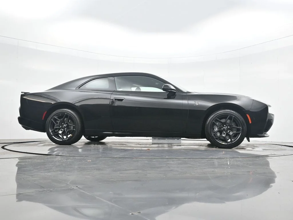 New 2026 Diamond Black Crystal Pearlcoat Dodge Scat Pack image 34