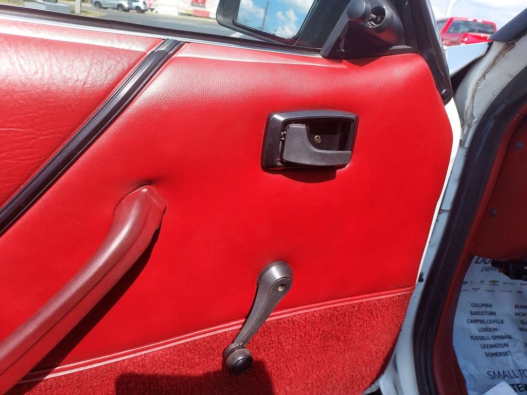 Used 1984 White Ford GT image 11