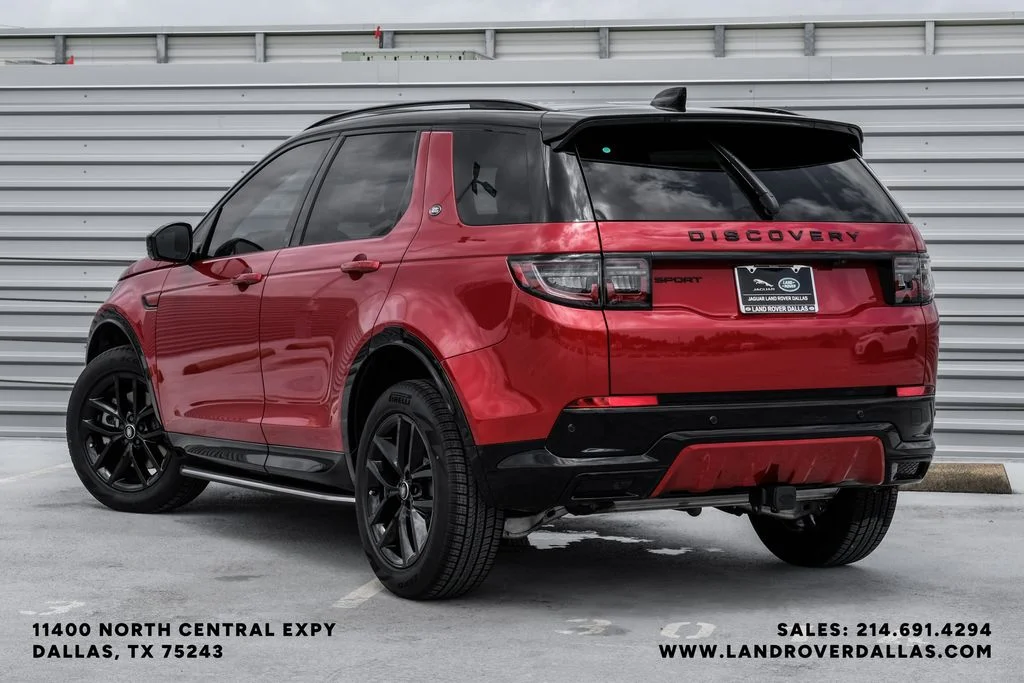 New 2026 Firenze Red Metallic Land Rover Landmark image 12