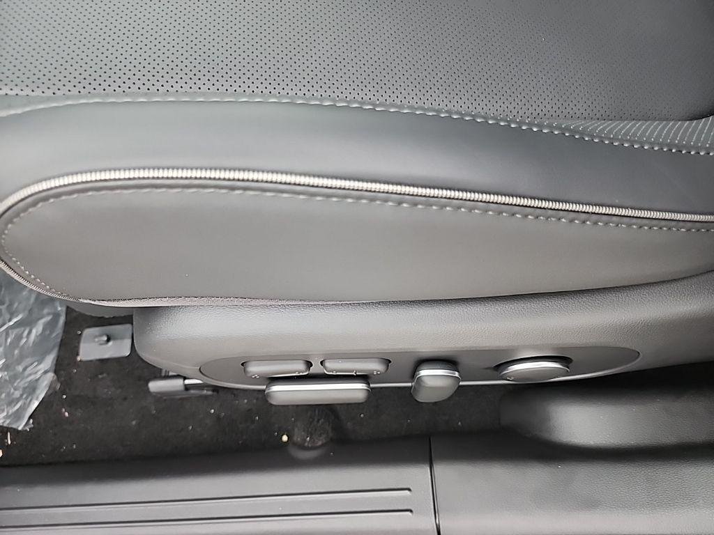 2024 Hyundai IONIQ 5 Limited - Photo 19