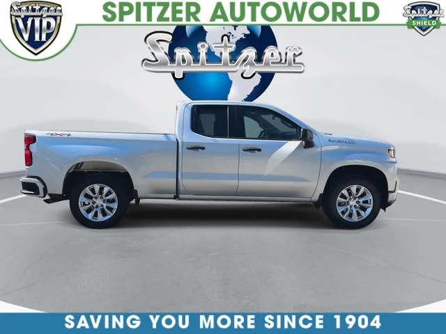 Used 2021 Silver Chevrolet Custom image 10