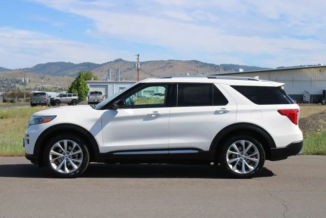 Used 2021 White Ford Platinum image 3