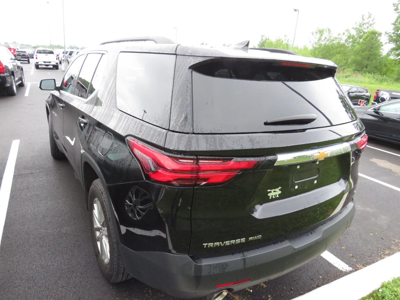 Used 2023 Mosaic Black Metallic Chevrolet LT Cloth image 13