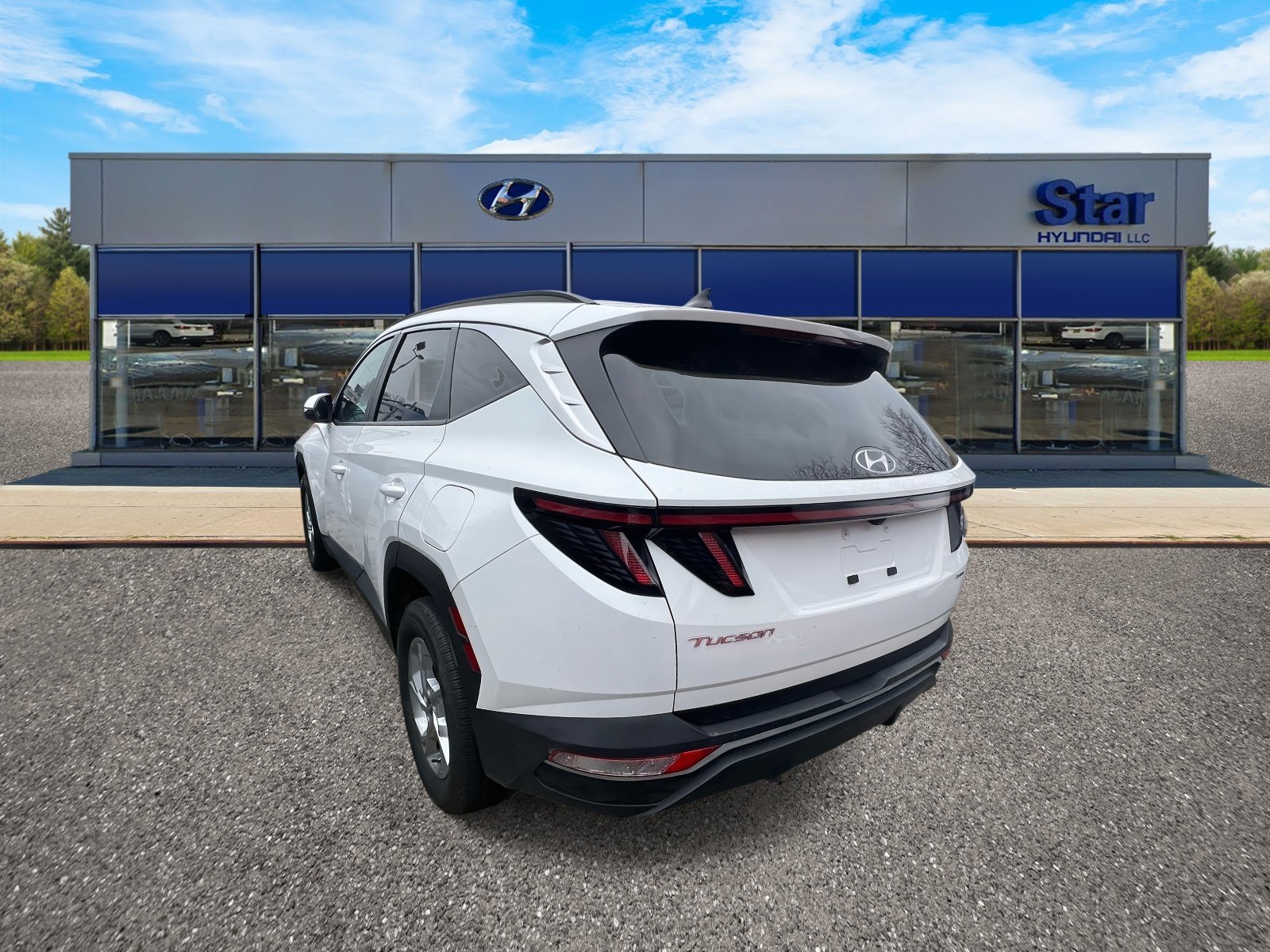 Used 2023 Serenity White Pearl Hyundai SEL image 4