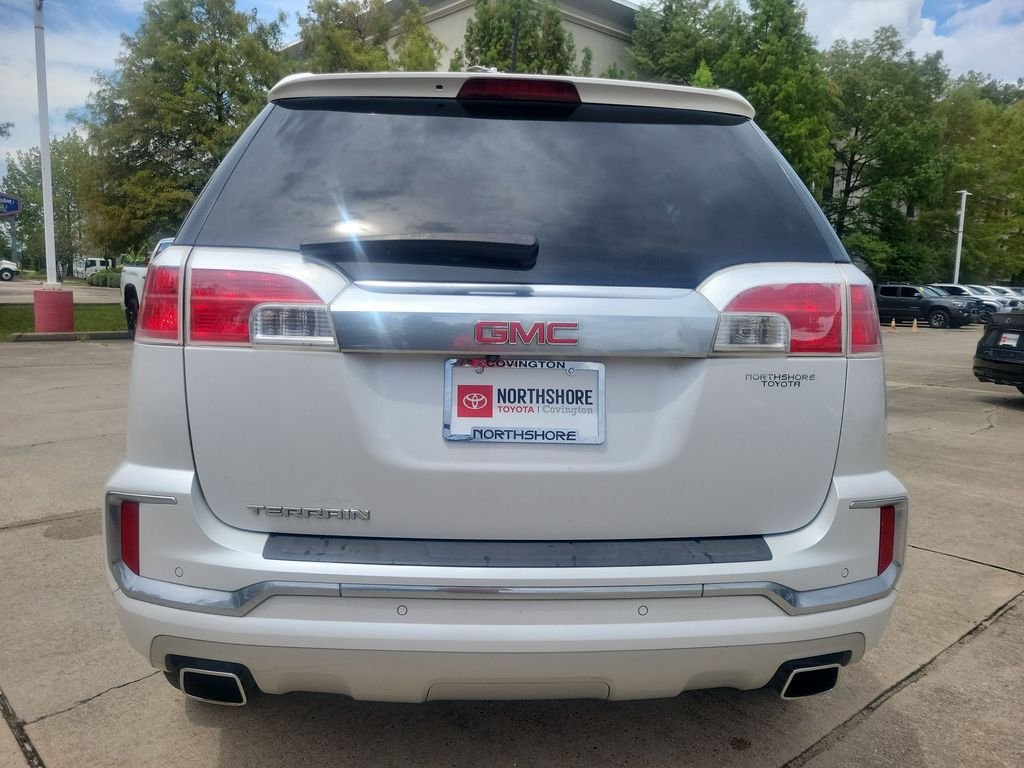 Used 2017 White GMC Denali image 5