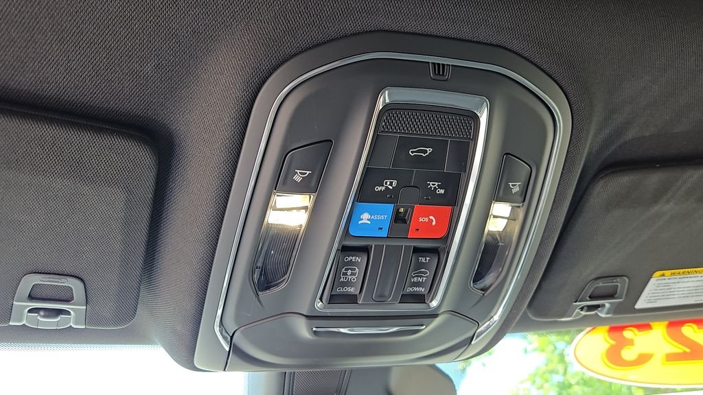 Used 2023 White Jeep Altitude X image 20
