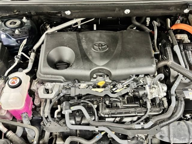 Used 2022  Toyota XLE image 25