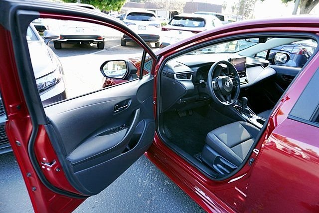 Used 2026  Toyota LE image 34