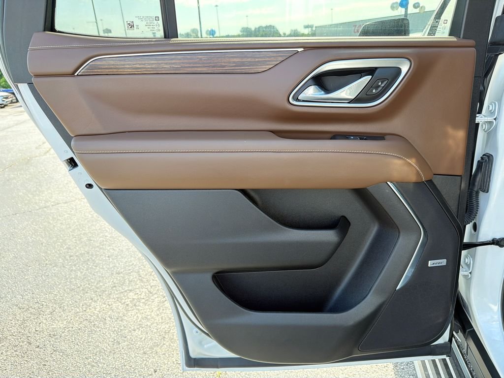 Used 2024 Beige Chevrolet High Country image 22