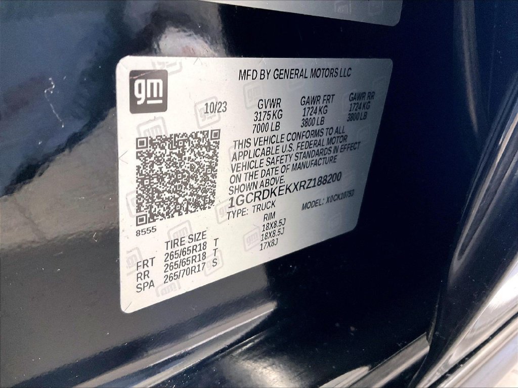Used 2024 Black Chevrolet LT image 36