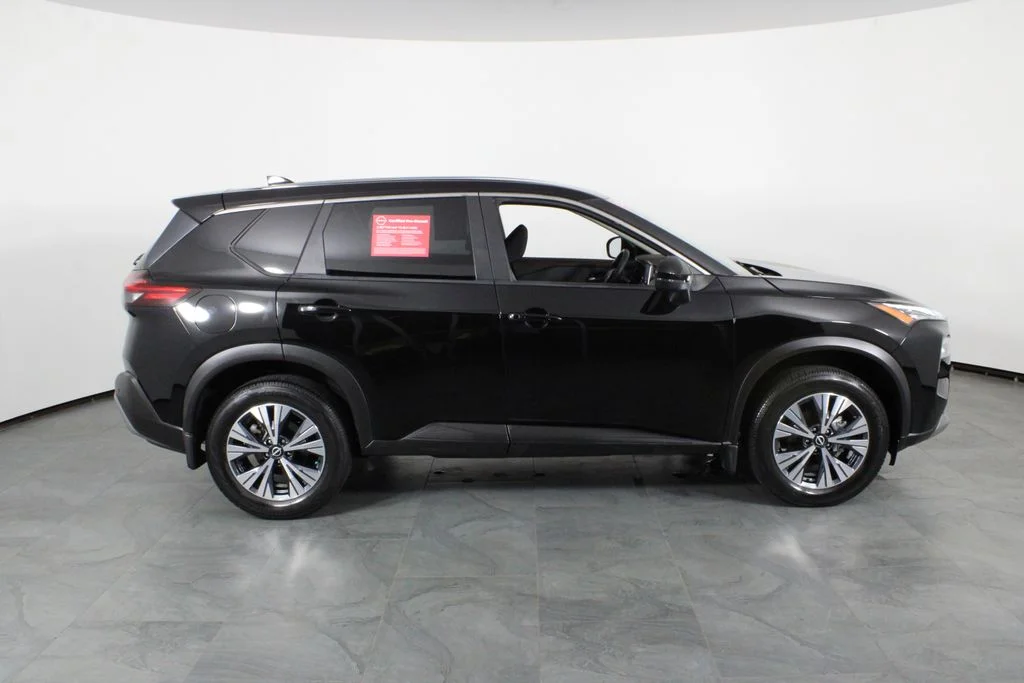 2022 Nissan Rogue SV - Photo 12