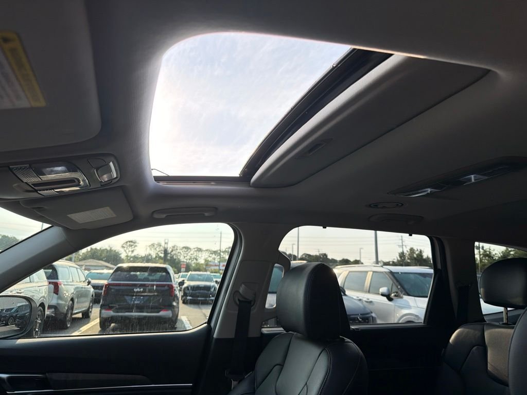 Certified Used 2025 White Kia EX image 20