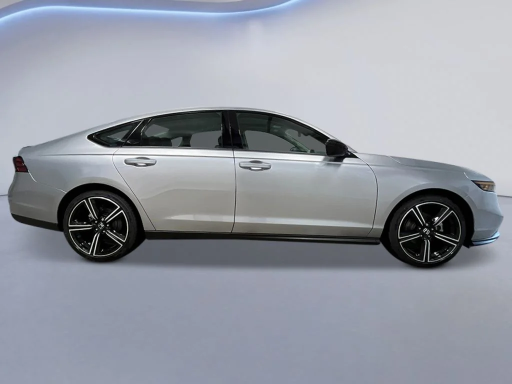 New 2026 Solar Silver Metallic Honda SE 1.5T image 7