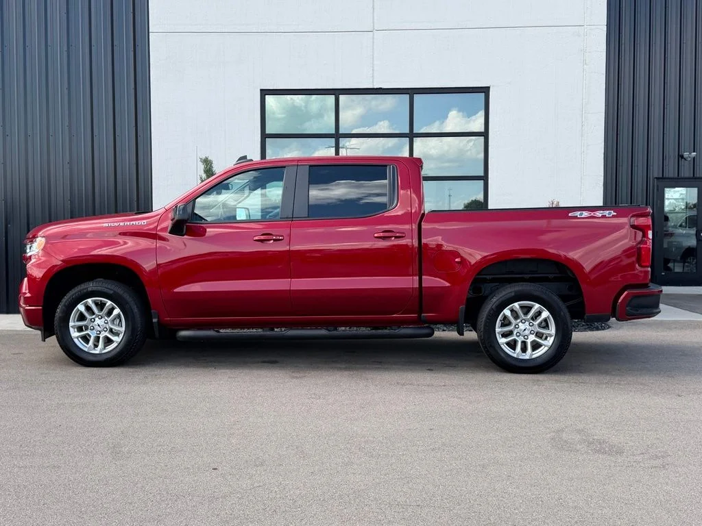 Used 2024 Red Chevrolet RST image 2