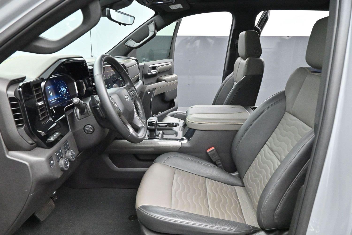 Used 2024 Slate Gray Metallic Chevrolet ZR2 image 12