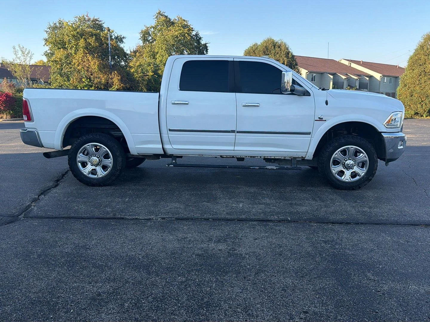 Used 2015 Bright White Clearcoat Ram Laramie image 4