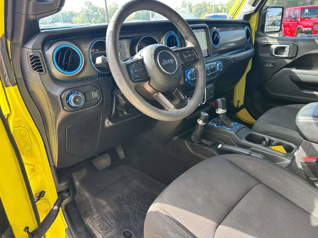 Used 2023 Yellow Jeep High Tide image 40