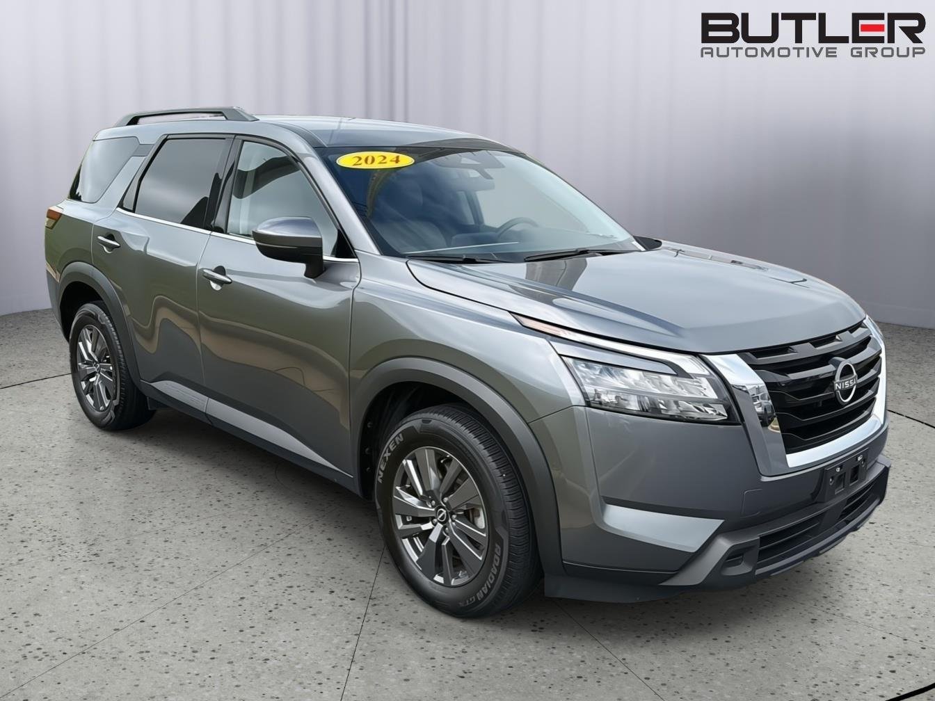 Used 2024 Gun Metallic Nissan SV image 8