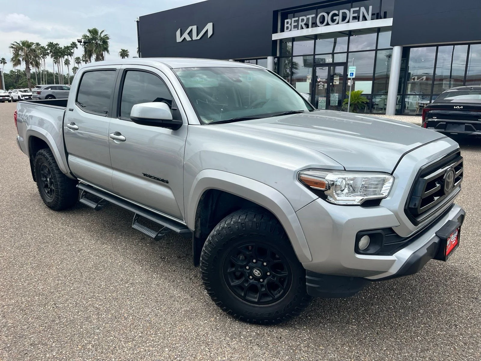 Used 2022 Silver Toyota SR5 image 1