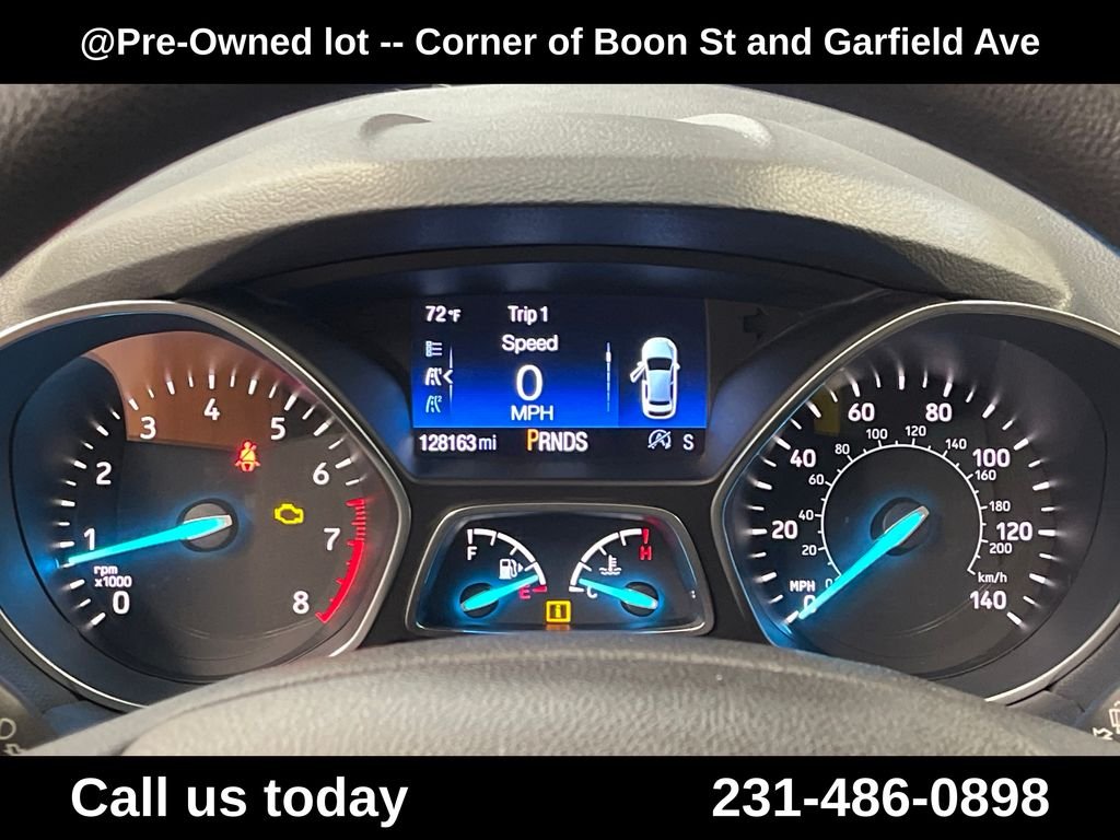 Used 2017 Gray Ford SE image 21