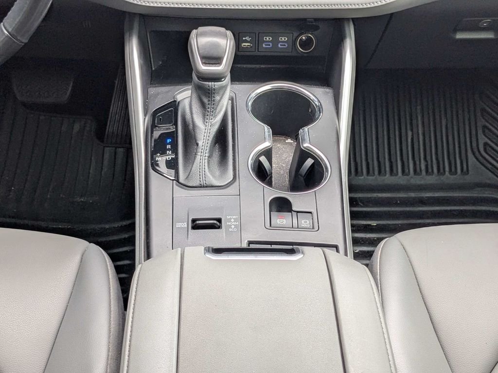 Used 2022 Gray Toyota XLE image 21