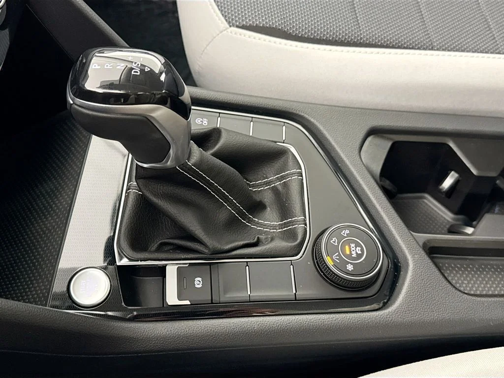 2026 Volkswagen Taos S - Photo 32