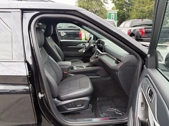 New 2026 Agate Black Metallic Ford ST image 30