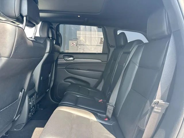 Certified Used 2019 White Jeep Overland image 23