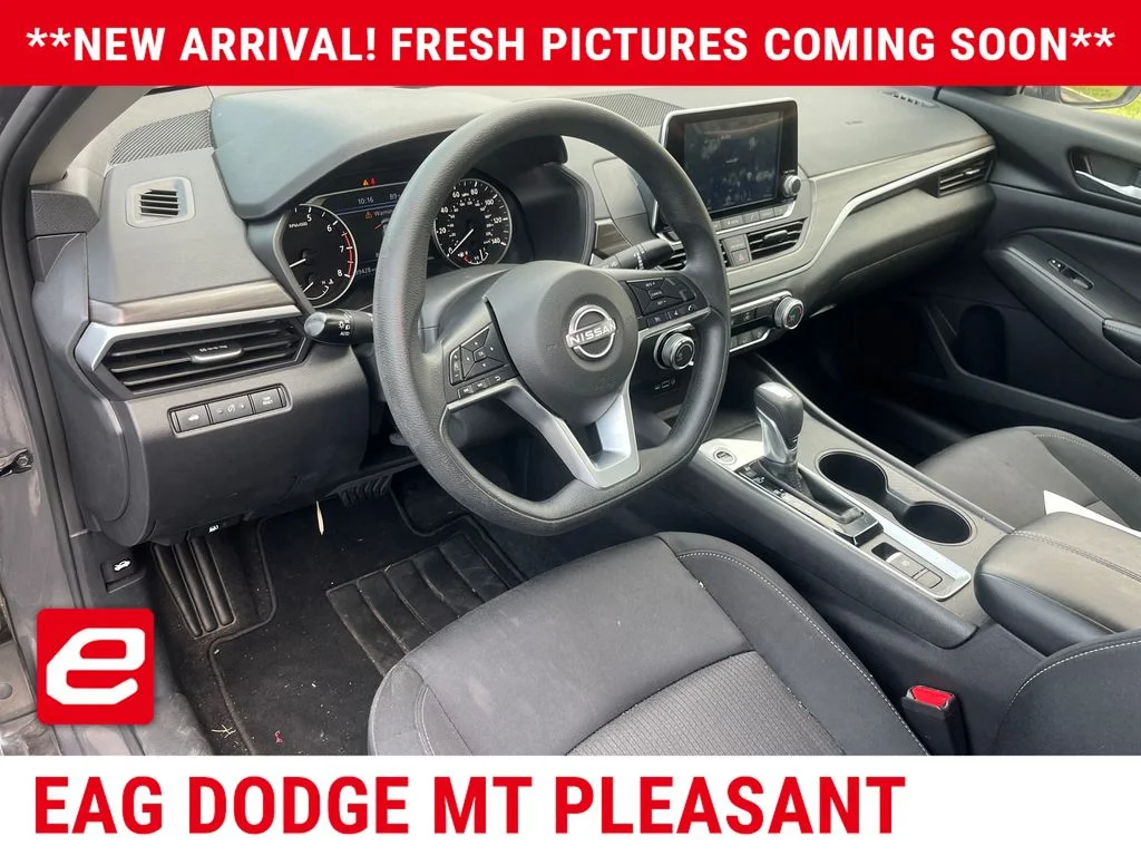 Used 2025 Gray Nissan 2.5 SV image 6