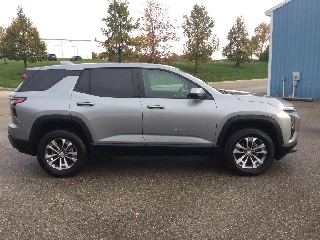 2026 Chevrolet Equinox LT - Photo 8