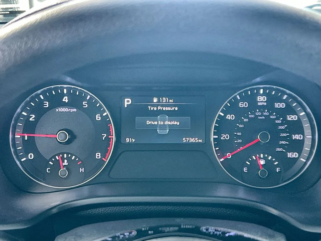 Used 2024 Gray Kia LXS image 10