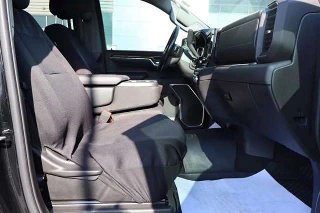 Used 2022 Black GMC Elevation image 33