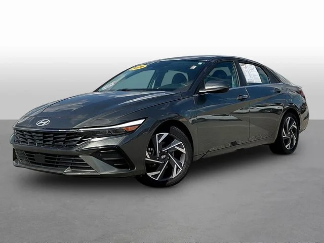 Used 2025 Gray Hyundai Limited image 3