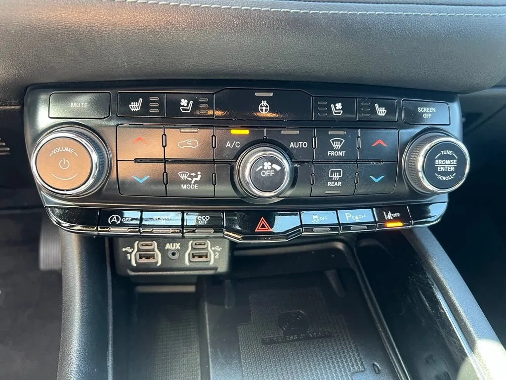 Used 2022  Dodge Citadel image 18